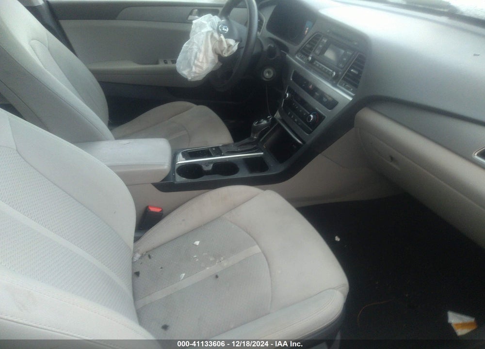 2017 HYUNDAI SONATA VIN: 5NPE24AF6HH457839