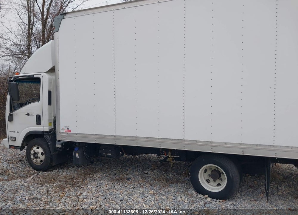 2016 CHEVROLET 3500HD LCF DIESEL VIN: JALBDW171G7F01641