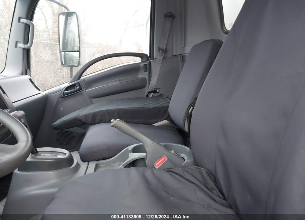 2016 CHEVROLET 3500HD LCF DIESEL VIN: JALBDW171G7F01641