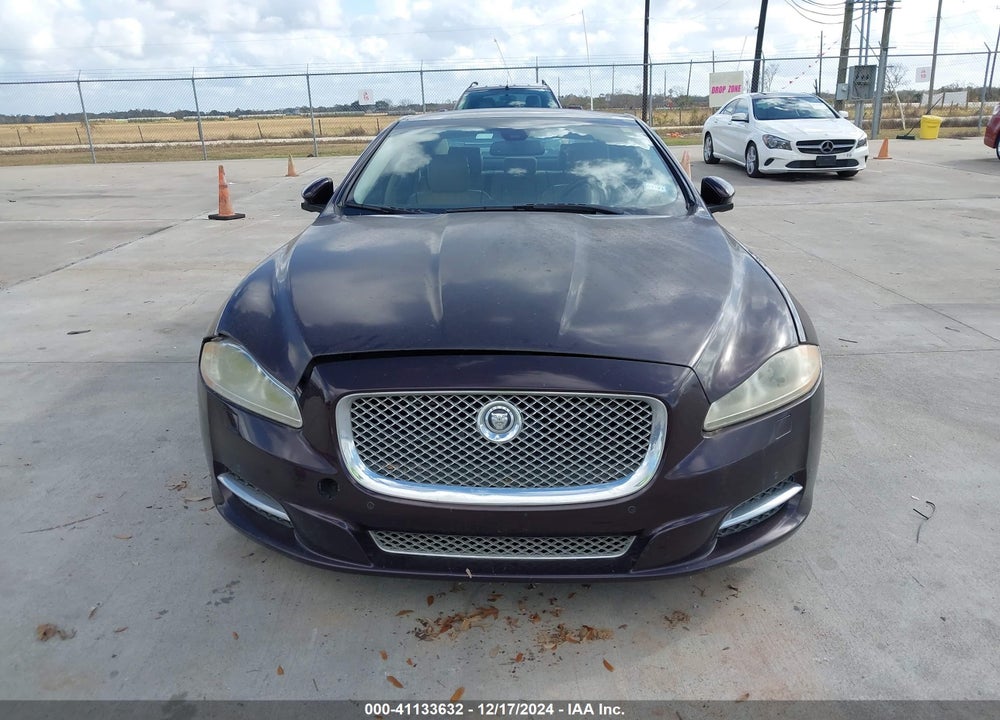 2013 JAGUAR XJ VIN: SAJWA1C75D8V51636
