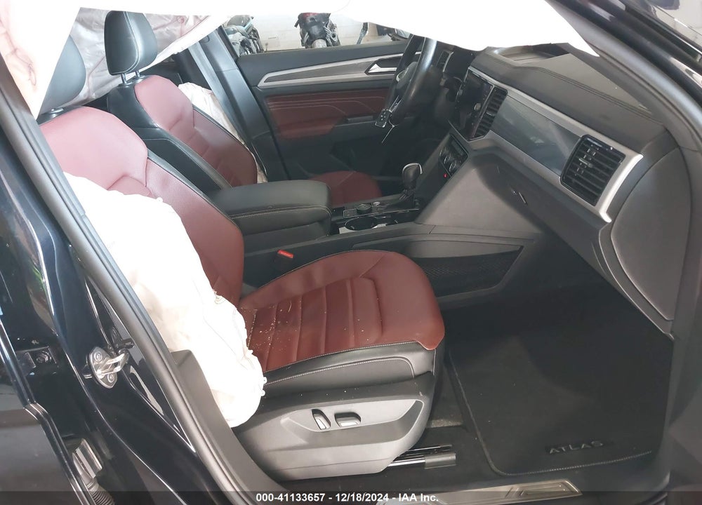 2022 VOLKSWAGEN ATLAS CROSS SPORT 3.6L V6 SEL PREMIUM R-LINE VIN: 1V2FE2CA4NC216045