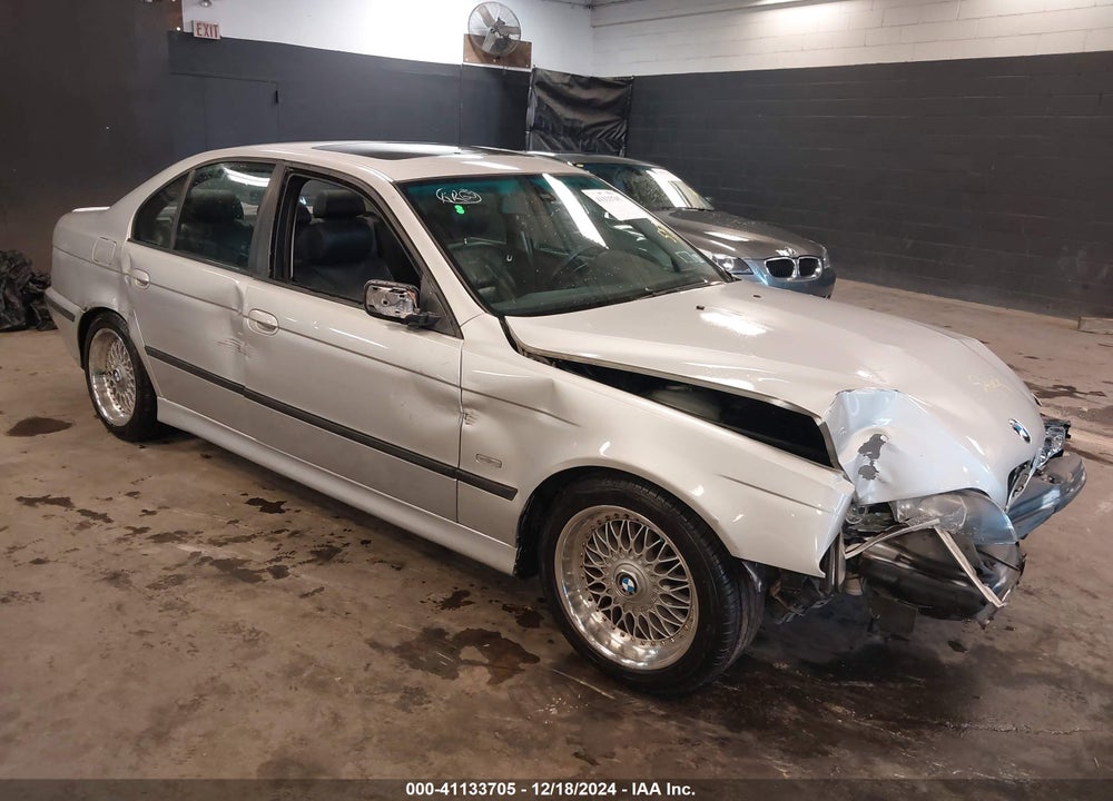 2000 BMW 528IA VIN: WBADM634XYGU12062
