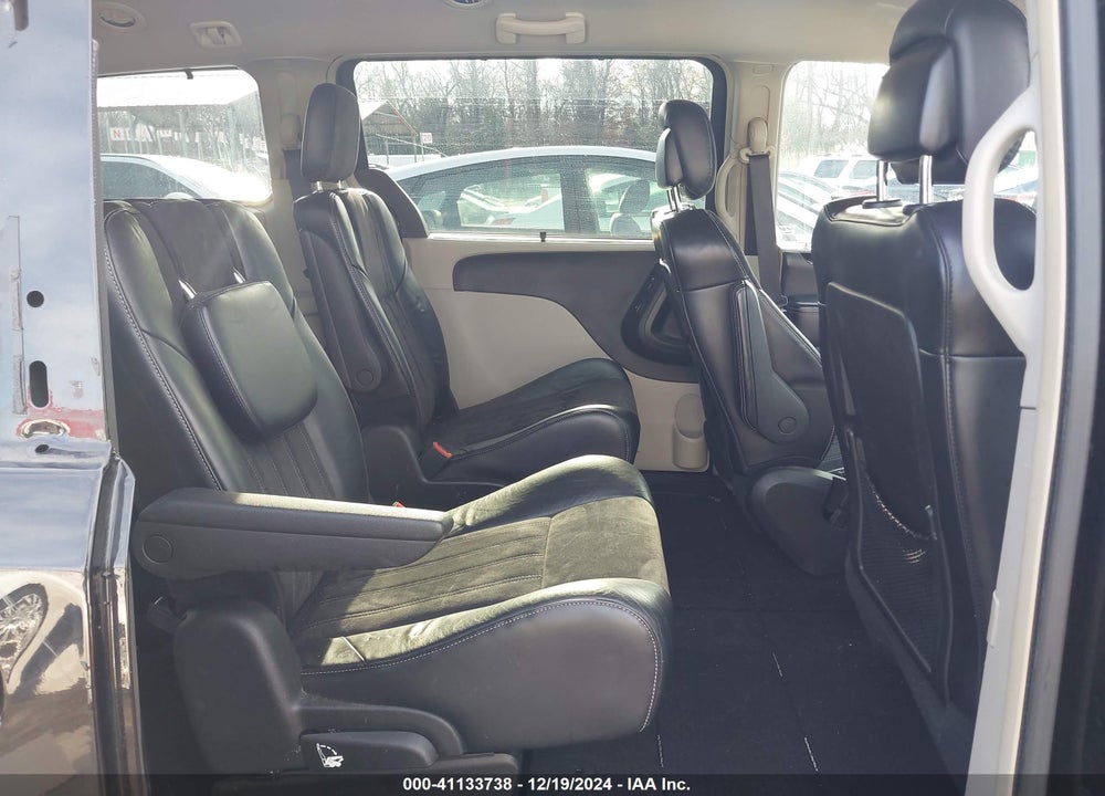 2016 CHRYSLER TOWN & COUNTRY LIMITED VIN: 2C4RC1JG0GR121384