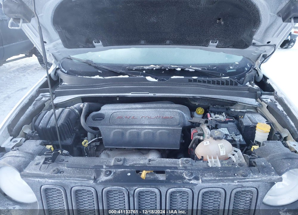 2015 JEEP RENEGADE TRAILHAWK VIN: ZACCJBCT0FPB78425