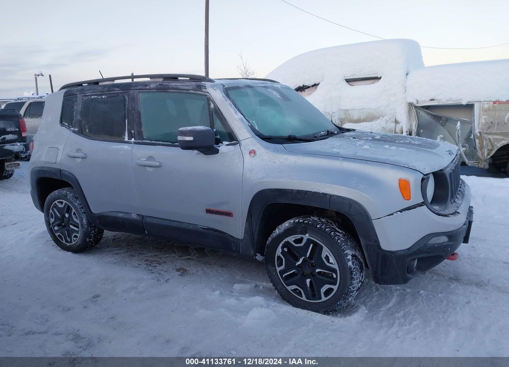 2015 JEEP RENEGADE TRAILHAWK VIN: ZACCJBCT0FPB78425