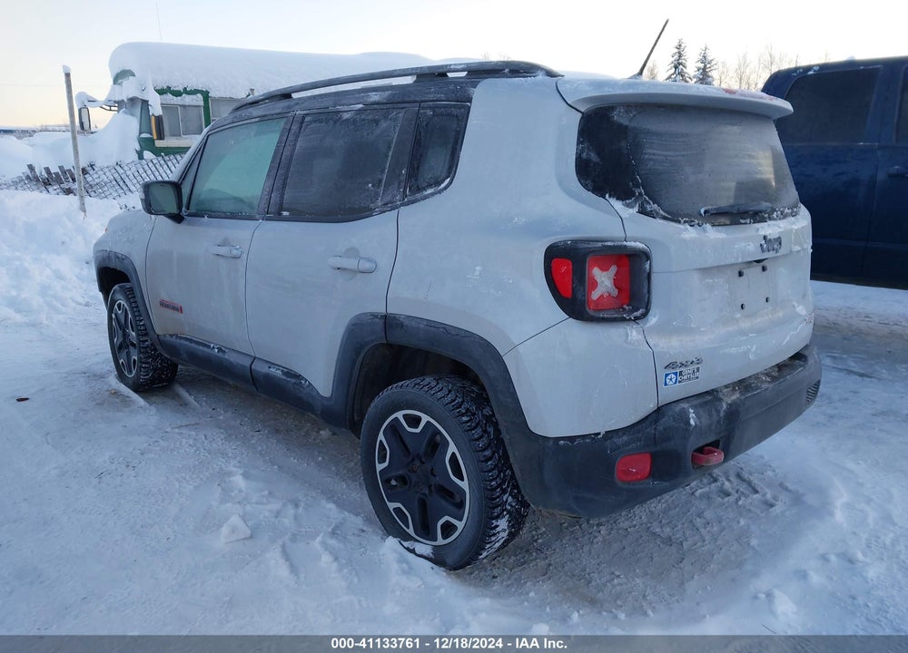 2015 JEEP RENEGADE TRAILHAWK VIN: ZACCJBCT0FPB78425