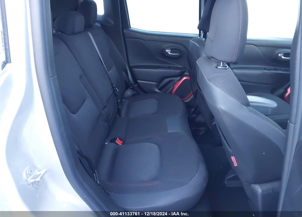 2015 JEEP RENEGADE TRAILHAWK VIN: ZACCJBCT0FPB78425
