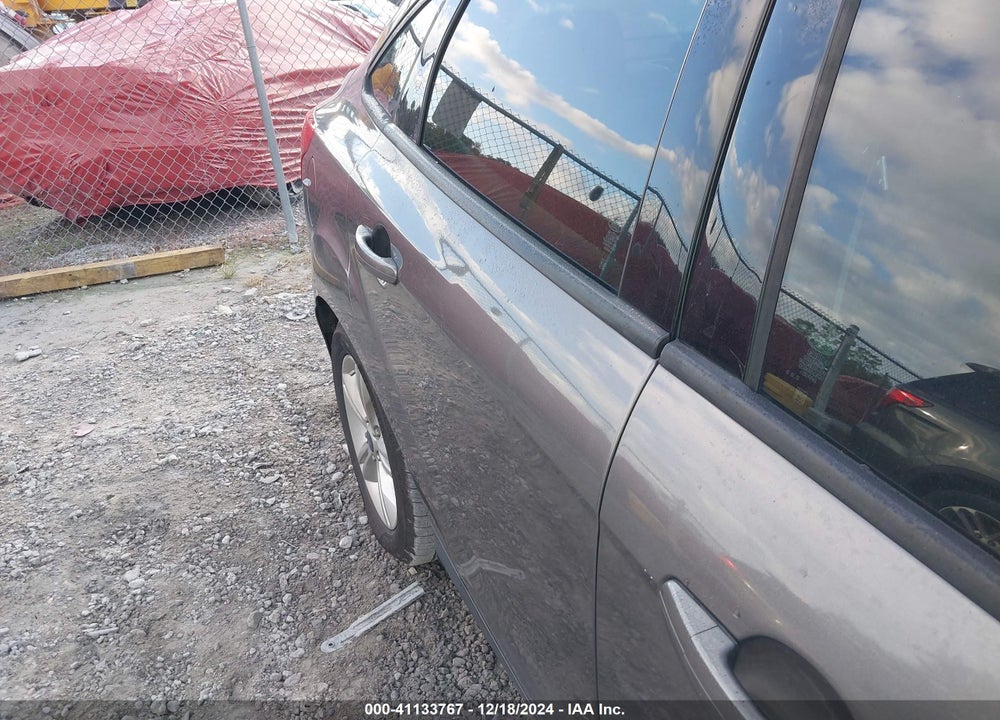 2014 FORD FOCUS SE VIN: 1FADP3F25EL385977