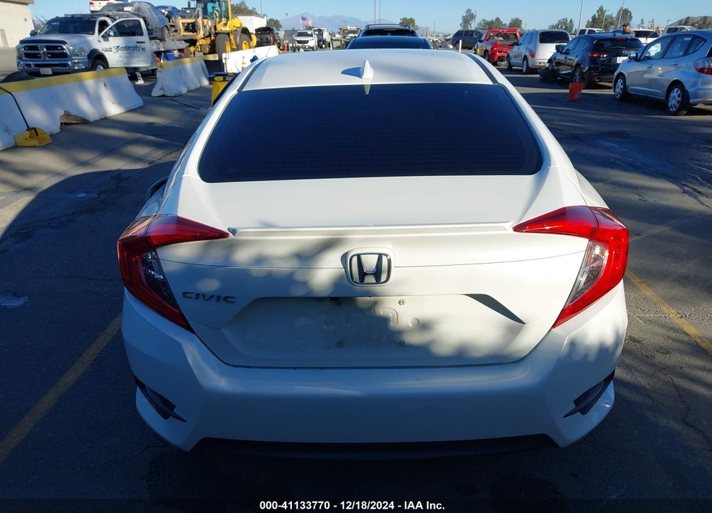 2018 HONDA CIVIC EX-T VIN: JHMFC1F36JX008197