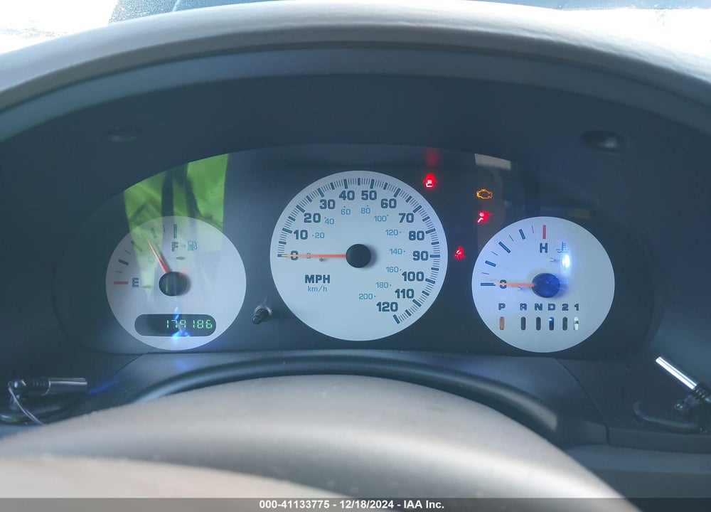 2002 DODGE CARAVAN SE VIN: 1B4GP25B92B552004