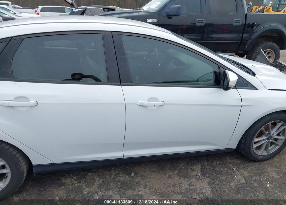 2018 FORD FOCUS SE VIN: 1FADP3FE5JL286323