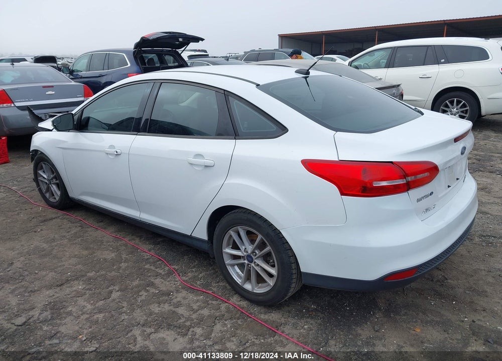2018 FORD FOCUS SE VIN: 1FADP3FE5JL286323