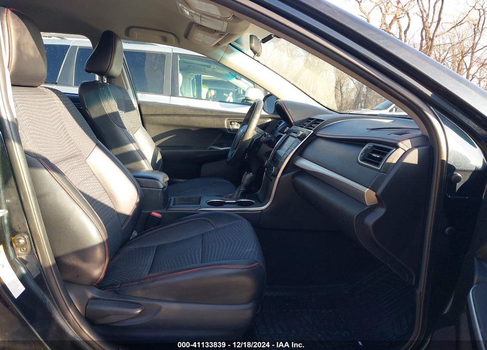 2015 TOYOTA CAMRY SE VIN: 4T1BF1FK8FU978832