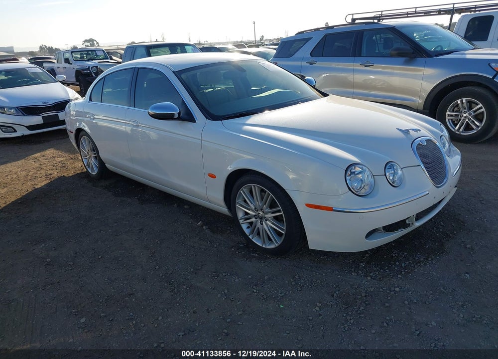 2008 JAGUAR S-TYPE 4.2 V8 VIN: SAJWA01BX8HN89631