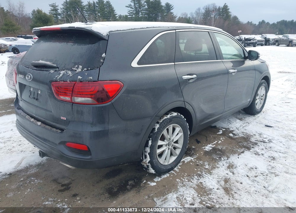 2019 KIA SORENTO VIN: 5XYPGDA33KG444450