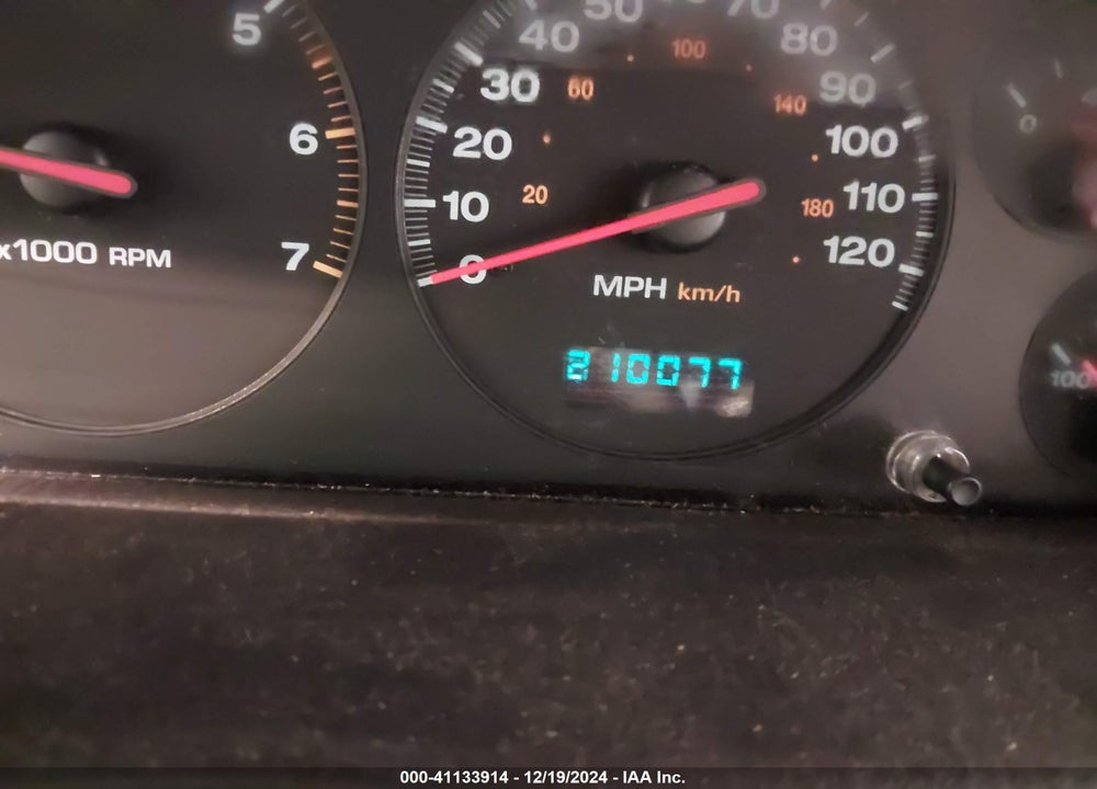 2001 JEEP GRAND CHEROKEE LAREDO VIN: 1J4GW48S91C579848