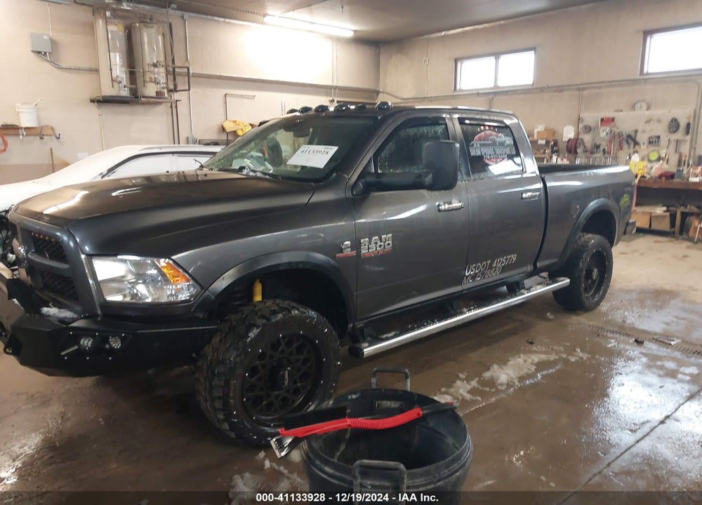 2015 RAM 2500 SLT VIN: 3C6UR5DL4FG536230