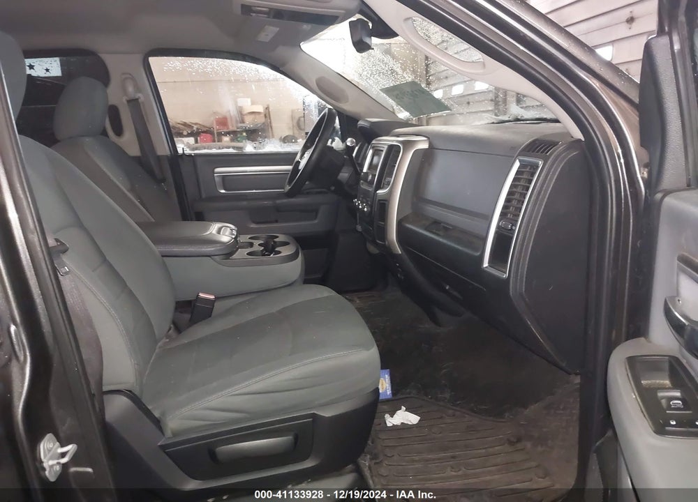2015 RAM 2500 SLT VIN: 3C6UR5DL4FG536230