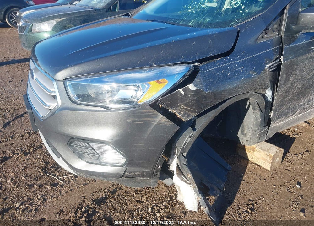 2018 FORD ESCAPE SE VIN: 1FMCU9GD7JUB23105