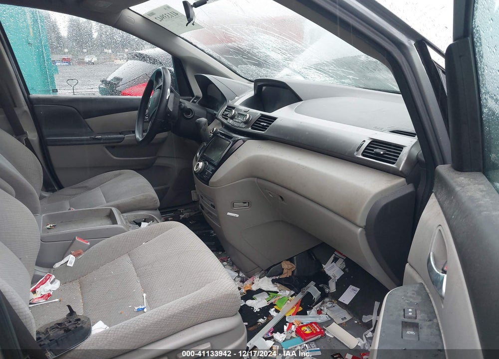 2016 HONDA ODYSSEY SE VIN: 5FNRL5H35GB151406