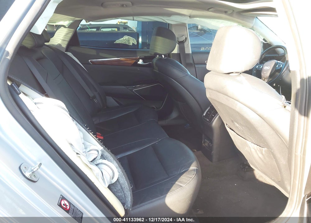 2017 KIA CADENZA PREMIUM VIN: KNALC4J14H5090560