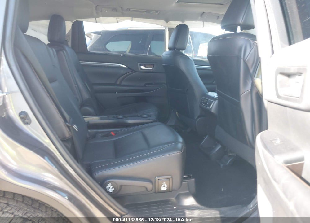 2018 TOYOTA HIGHLANDER LIMITED VIN: 5TDDZRFH9JS886178