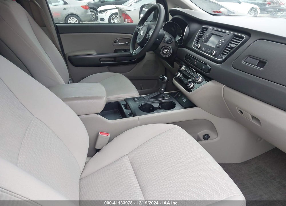 2016 KIA SEDONA LX VIN: KNDMB5C12G6202875