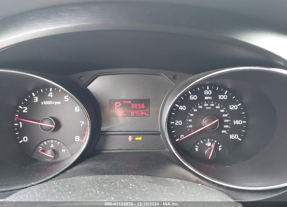 2016 KIA SEDONA LX VIN: KNDMB5C12G6202875