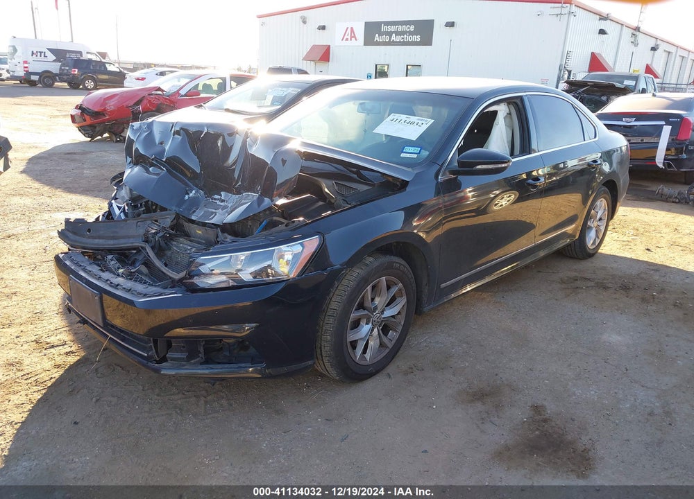 2016 VOLKSWAGEN PASSAT VIN: 1VWAS7A30GC036180