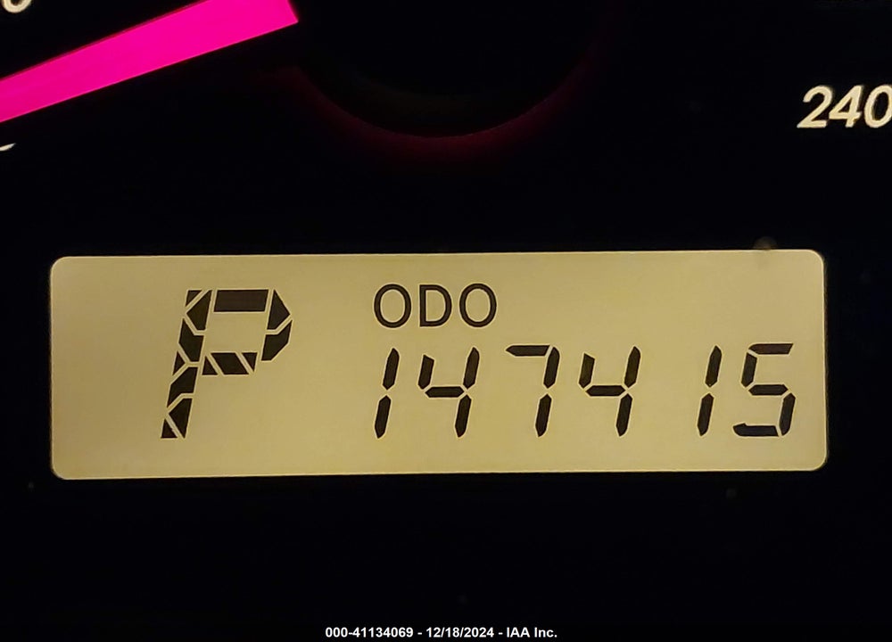 2011 TOYOTA COROLLA LE VIN: JTDBU4EE3BJ106822