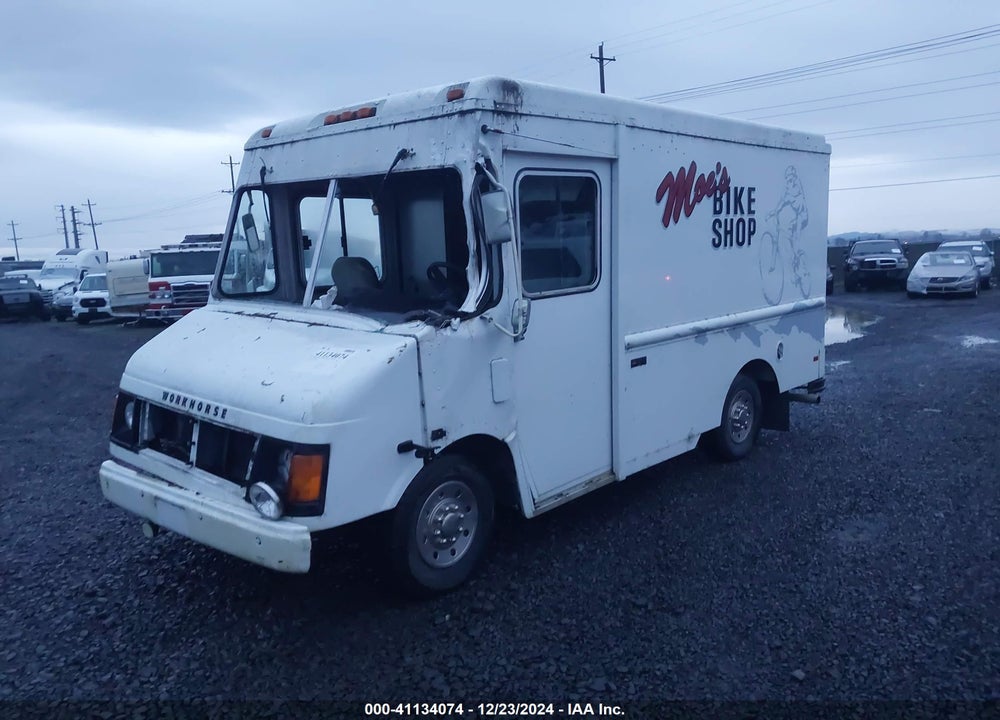 2003 WORKHORSE STEP VAN VIN: 5T4HP41R833358624