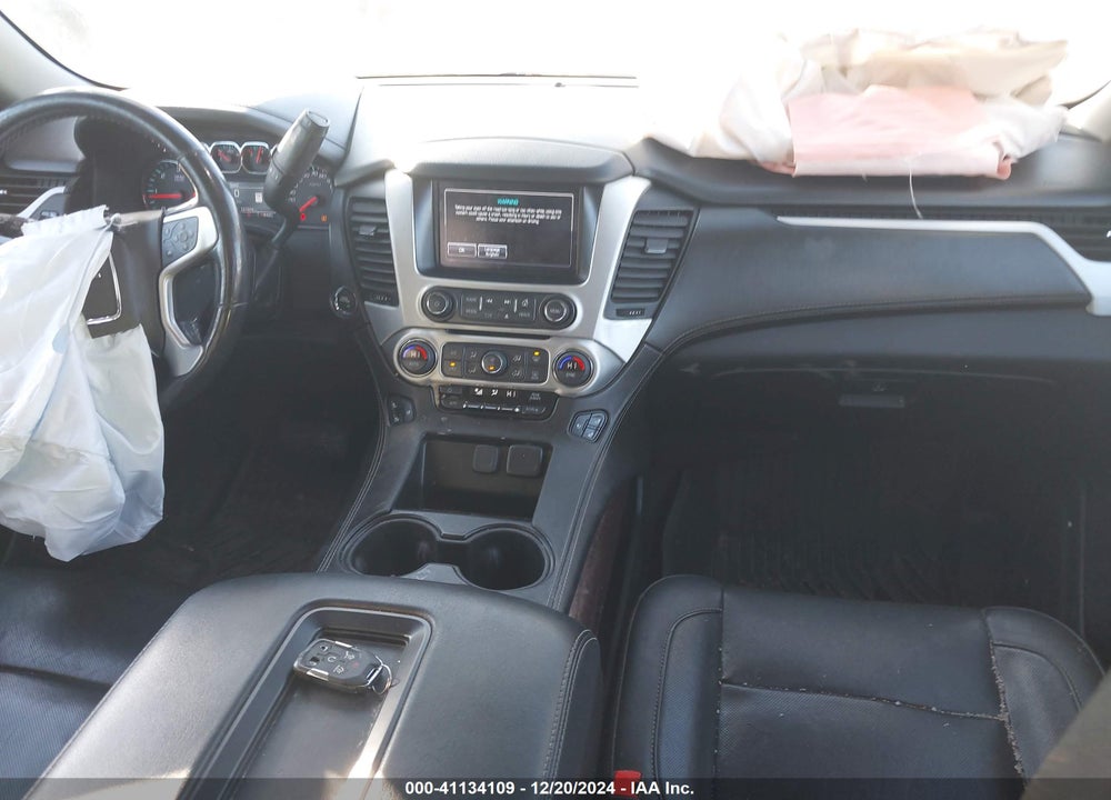 2019 GMC YUKON XL SLT VIN: 1GKS2GKC4KR330018