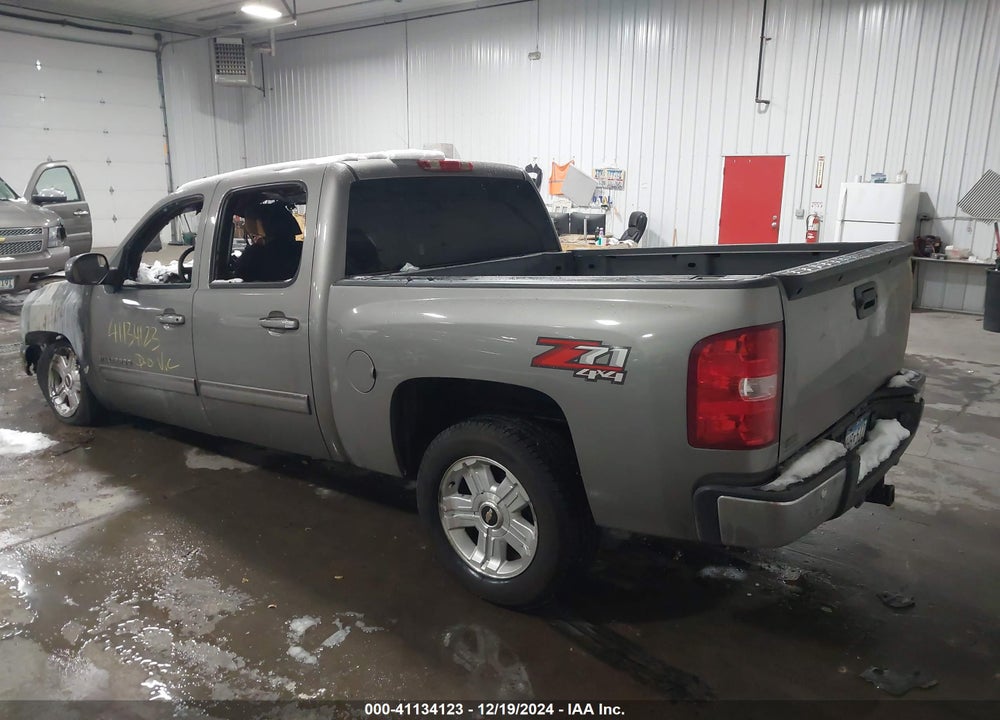 2013 CHEVROLET SILVERADO VIN: 3GCPKSE74DG221726