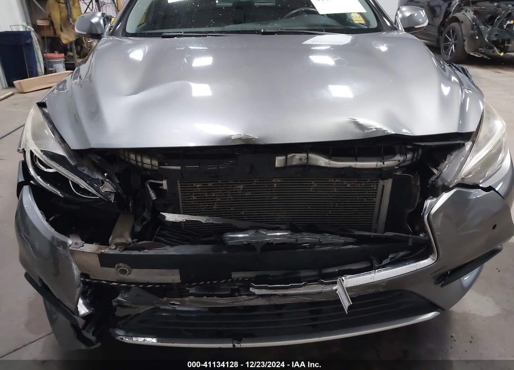 2017 INFINITI QX30 PREMIUM VIN: SJKCH5CP5HA035650