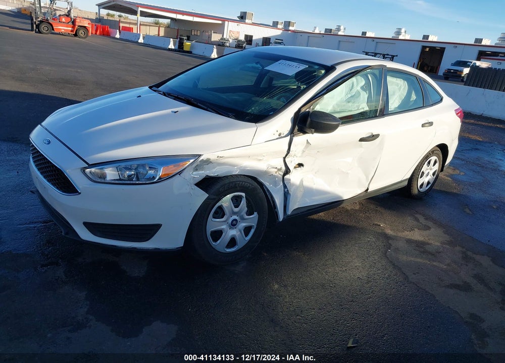 2017 FORD FOCUS S VIN: 1FADP3E28HL230412