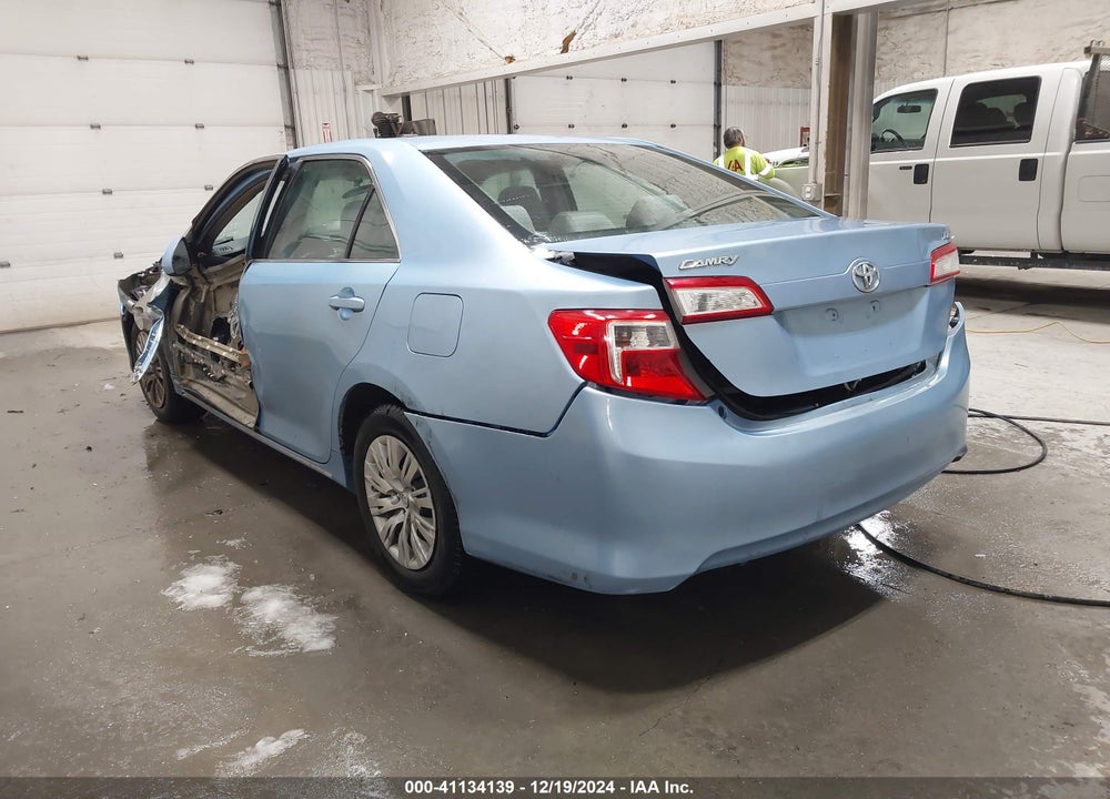 2013 TOYOTA CAMRY LE VIN: 4T1BF1FKXDU657579