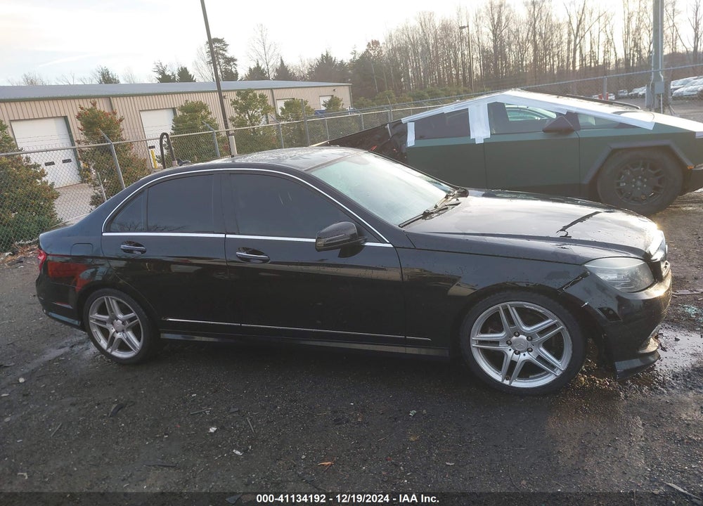 2010 MERCEDES-BENZ C-CLASS C 300 SPORT/LUXURY 4MATIC VIN: WDDGF8BB9AF451104