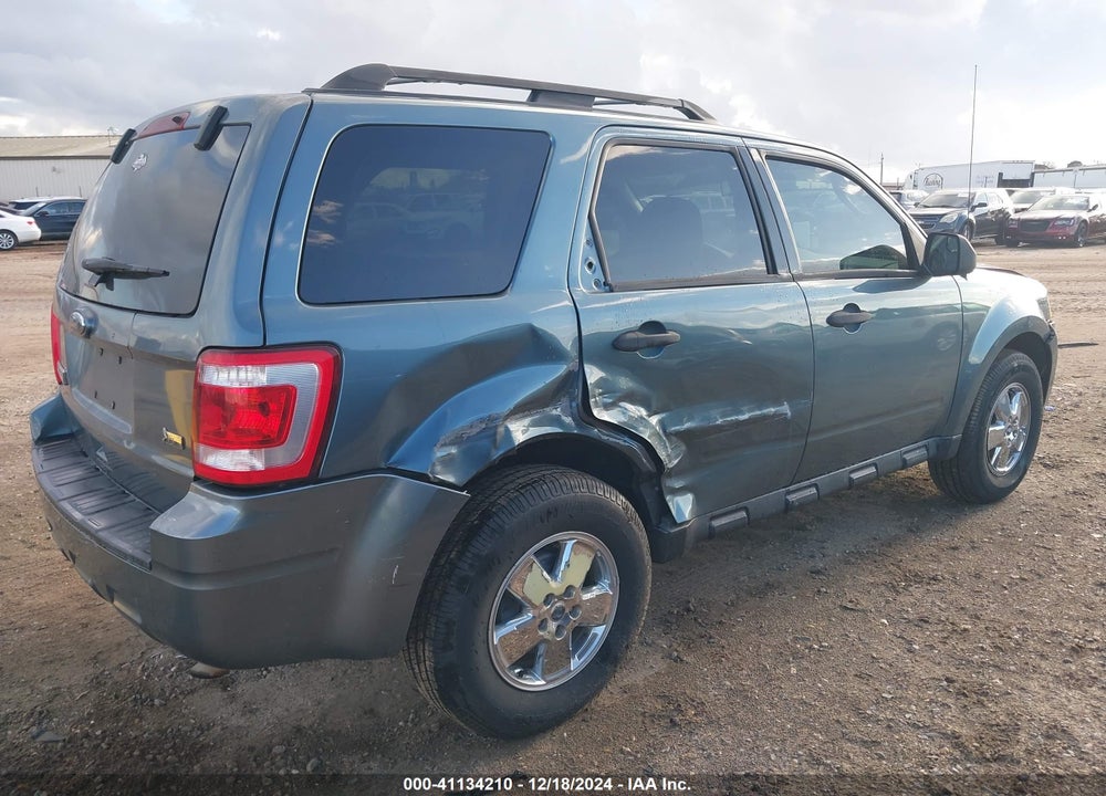 2010 FORD ESCAPE XLT VIN: 1FMCU9DG2AKA53040