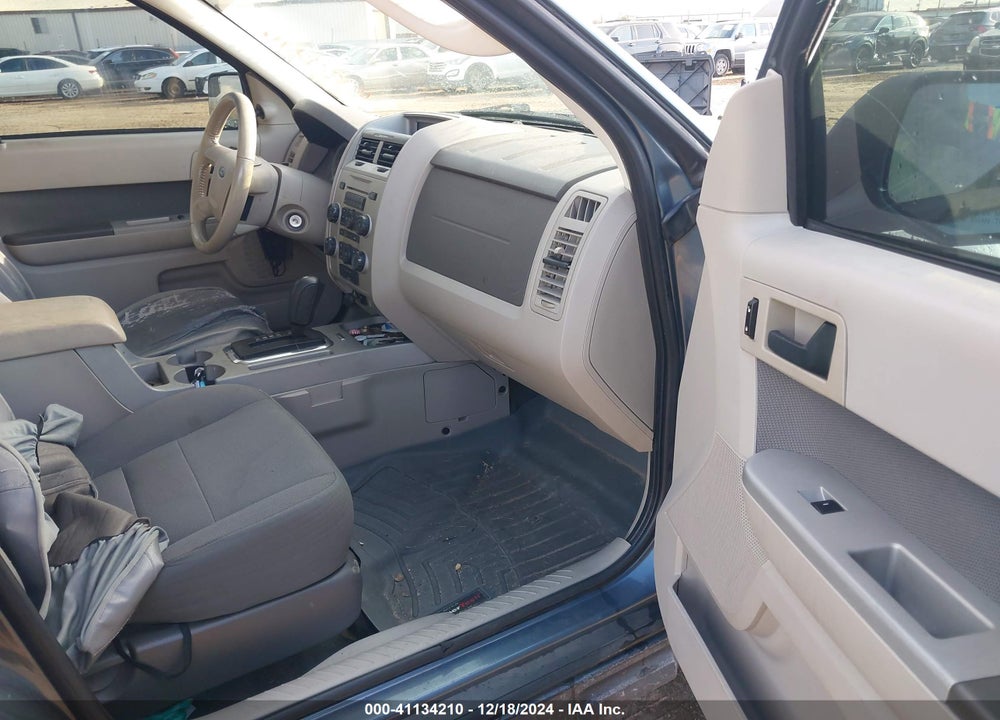 2010 FORD ESCAPE XLT VIN: 1FMCU9DG2AKA53040