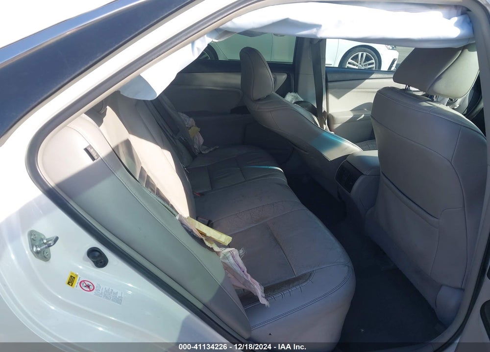 2015 TOYOTA CAMRY HYBRID XLE VIN: 4T1BD1FK8FU173807