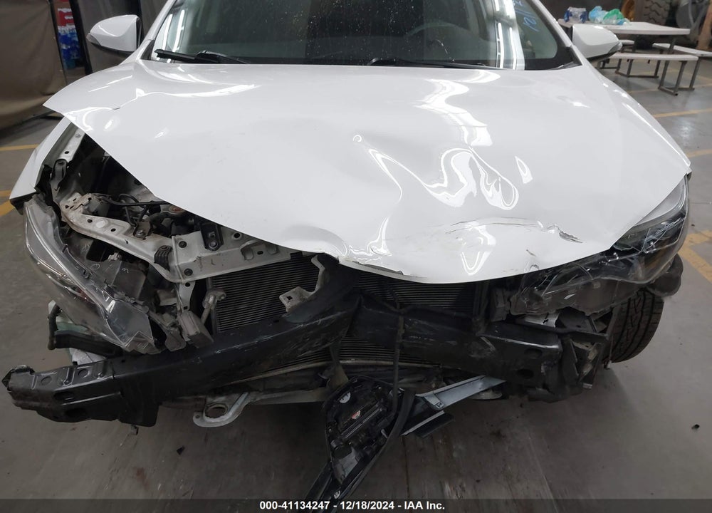 2018 TOYOTA COROLLA SE VIN: 2T1BURHE5JC996923