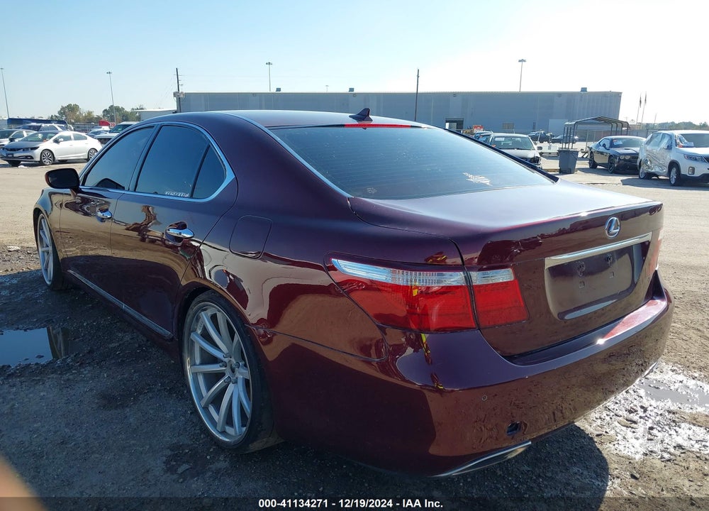 2008 LEXUS LS 460 VIN: JTHBL46F185063852