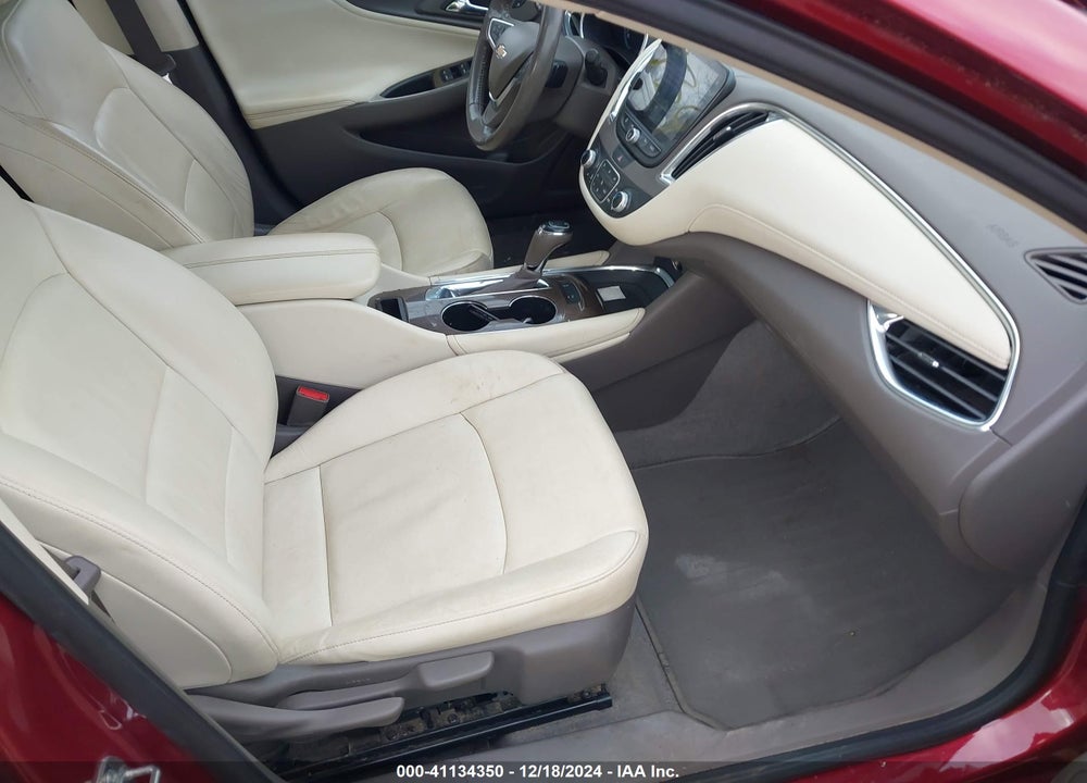2019 CHEVROLET MALIBU LT VIN: 1G1ZD5ST7KF201130