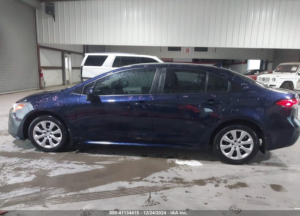 2022 TOYOTA COROLLA VIN: 5YFEPMAE7NP340049
