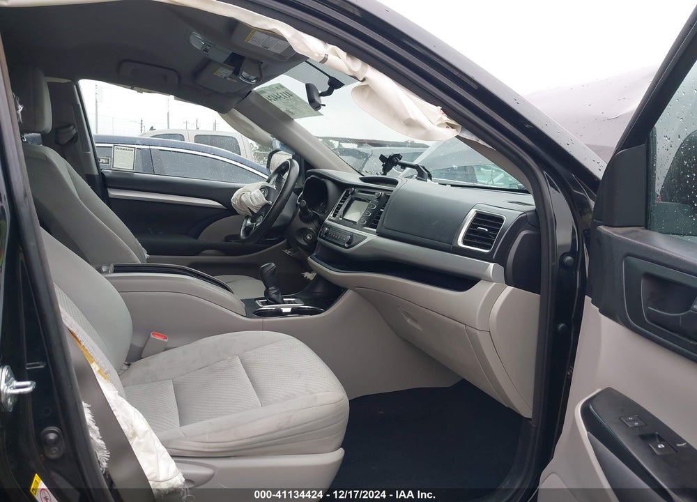 2016 TOYOTA HIGHLANDER LE VIN: 5TDZARFH5GS019348
