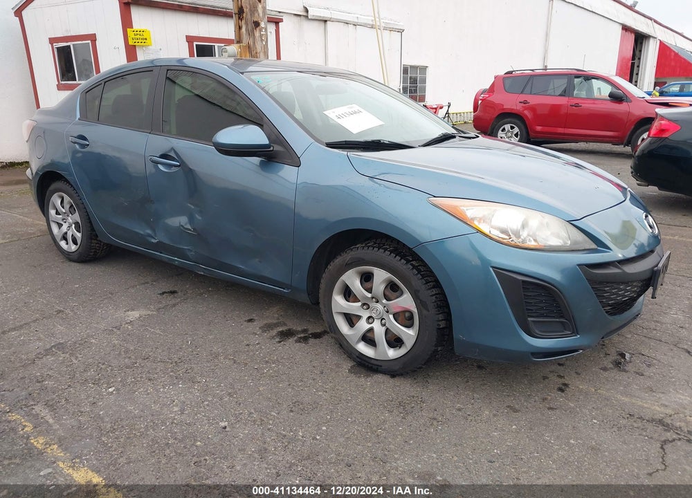 2011 MAZDA 3 I SPORT VIN: JM1BL1UG6B1440895