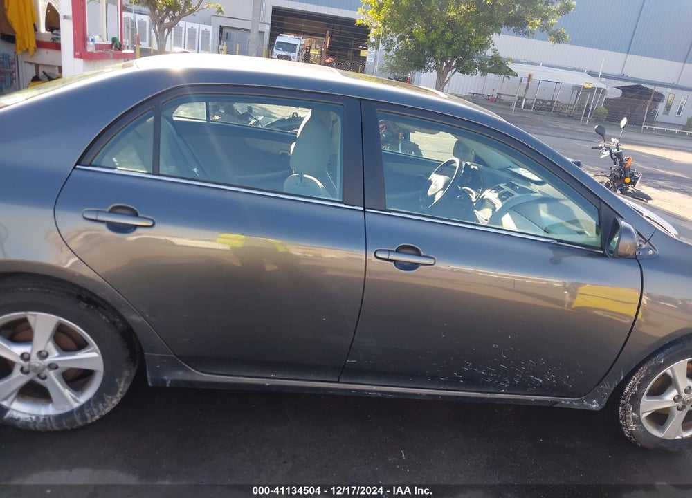 2013 TOYOTA COROLLA LE VIN: 2T1BU4EE8DC114705