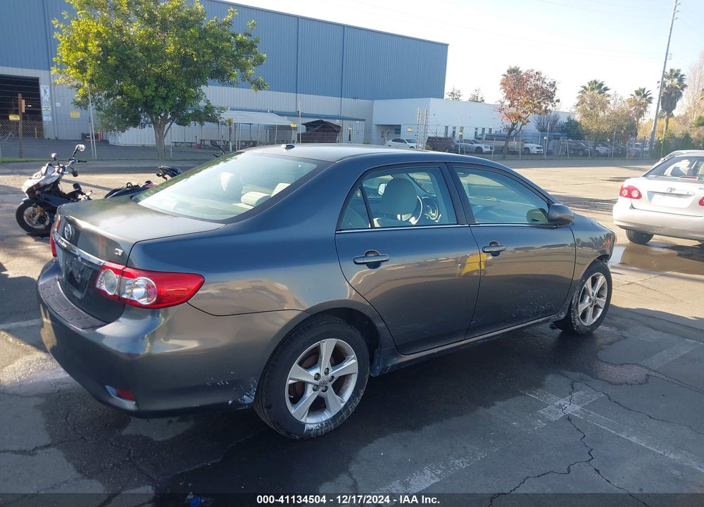 2013 TOYOTA COROLLA LE VIN: 2T1BU4EE8DC114705