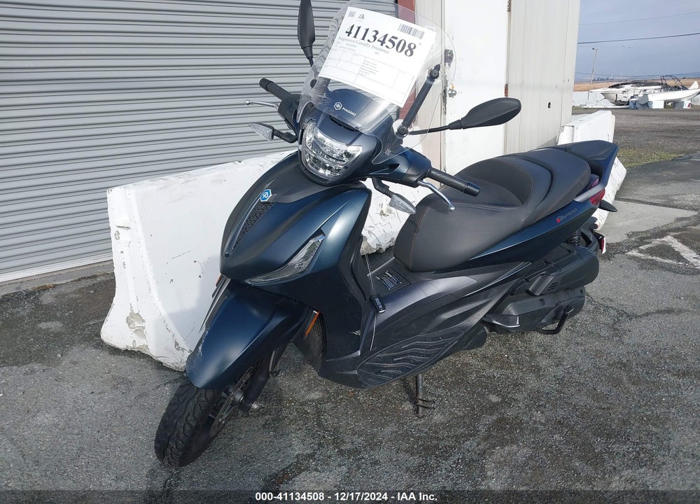2022 PIAGGIO BV 400 VIN: ZAPMD20U3N5000006