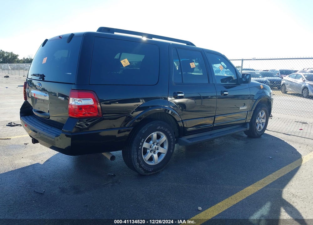 2008 FORD EXPEDITION XLT VIN: 1FMFU15538LA81672